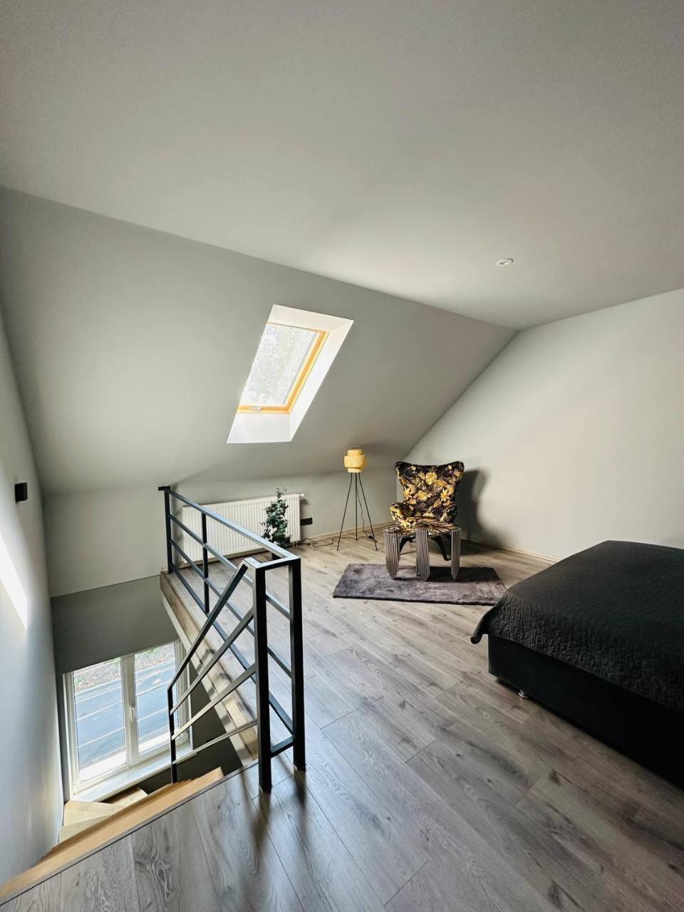 апарт на маланчука Apartment *